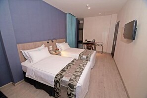 Iron/ironing board - Diamond Inn (Kota Kinabalu)