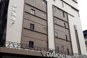 Unclassified image, 5 of 5, button - Diamond Inn (Kota Kinabalu)