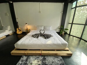 Basic Double Room - FrenTe Chiang Mai (Chiang Mai)
