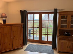 Unclassified image, 5 of 24, button