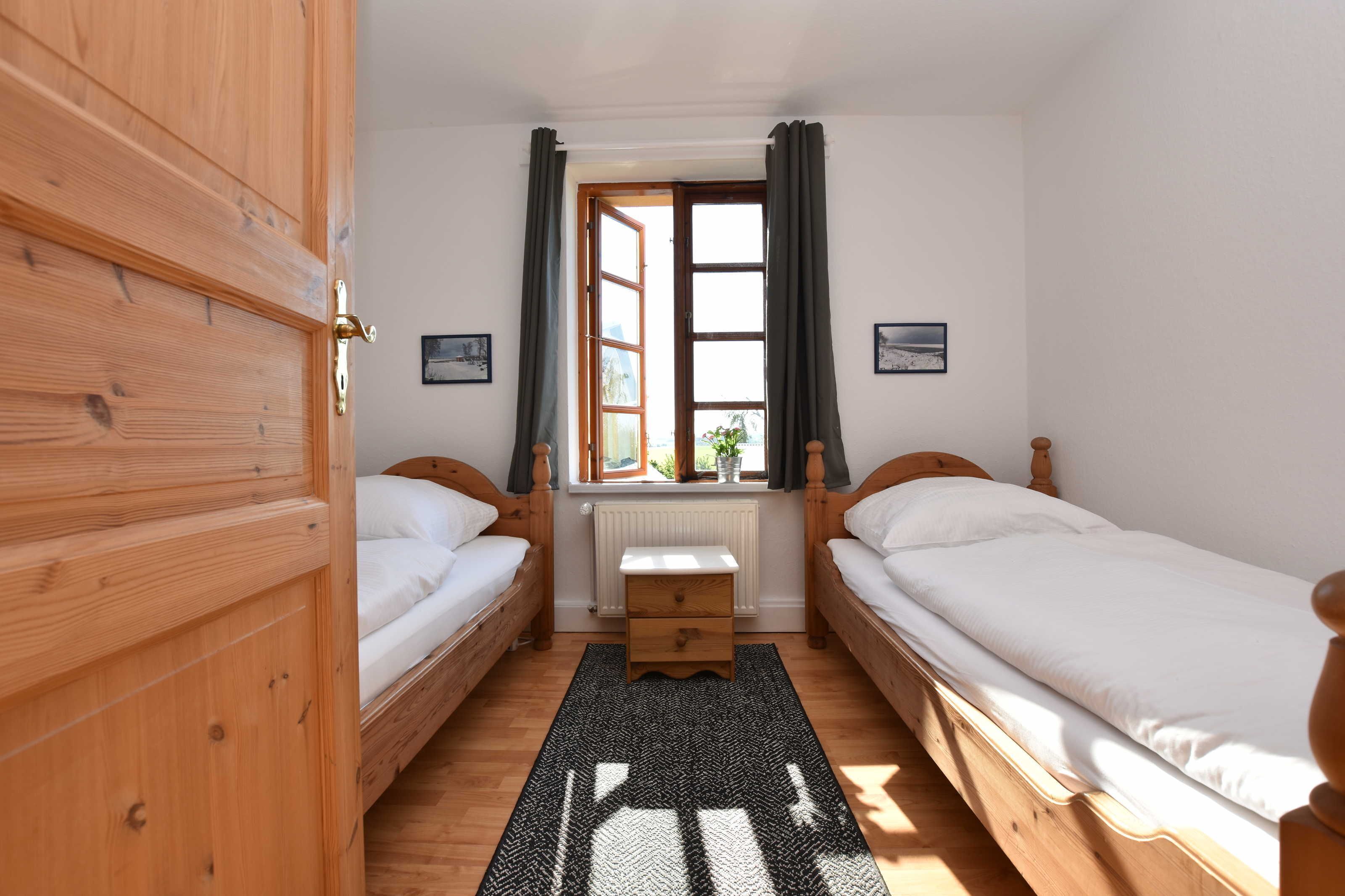 3 soverom og reiseseng for barn