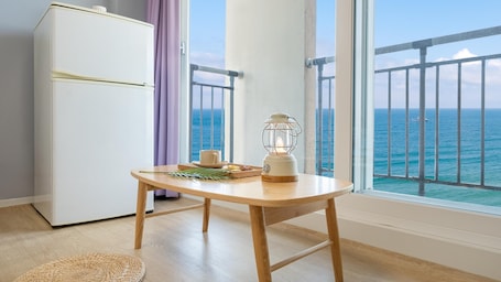 Basic Room, 1 Bedroom (403(Oceanview)) | 1 bedroom, free WiFi