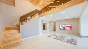 Basic Room, 3 Bedrooms (unshared house)