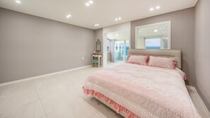 Basic Room, 3 Bedrooms (unshared house) | 1 bedroom, free WiFi