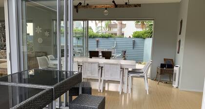 Entertainers Home at the Beach
