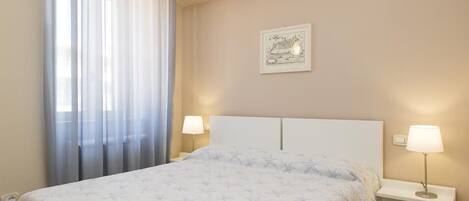 Minibar, in-room safe, desk, soundproofing