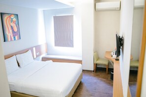 Room - Biz Hotel Ambon (Ambon)