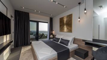 4 chambres, coffres-forts dans les chambres, fer et planche Ă repasser