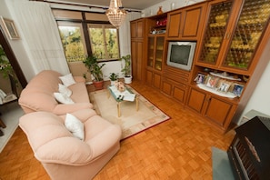 Appartamento, 3 camere da letto, balcone | Area soggiorno