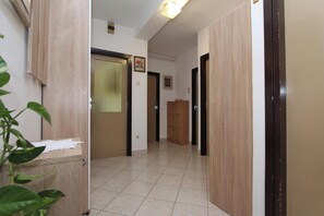 Apartment, 3 Bedrooms, Balcony | Living area