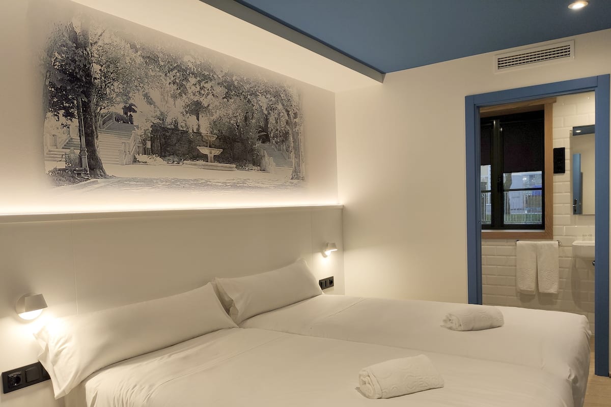 Wifi gratis y ropa de cama 