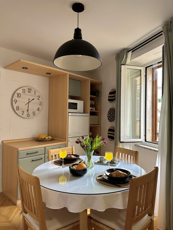 Standard Apartment | Private kitchen - Apartment Erin (Rovinj)