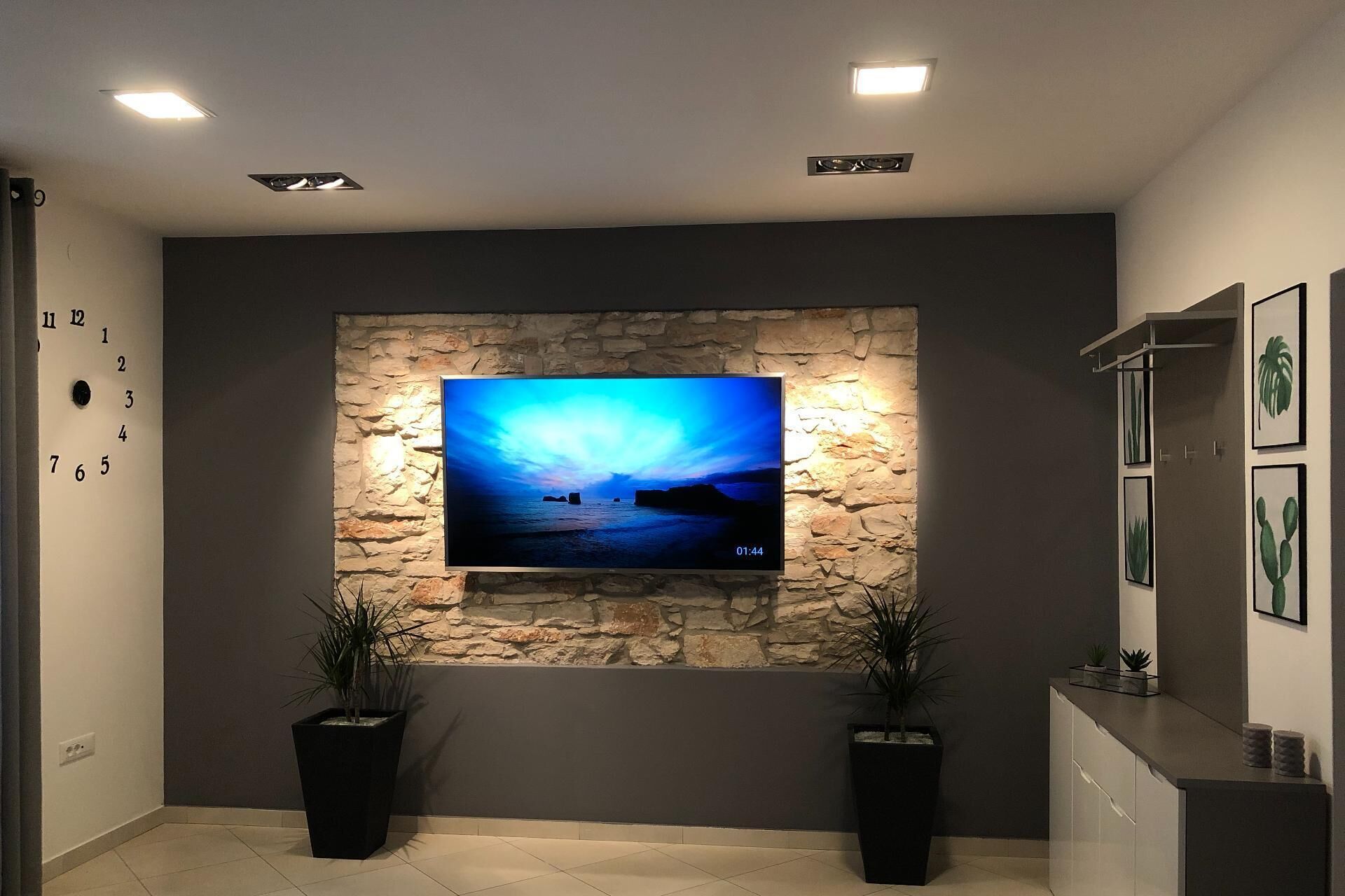 Standard Apartment | Living area | 102-inch plasma TV with satellite channels, TV