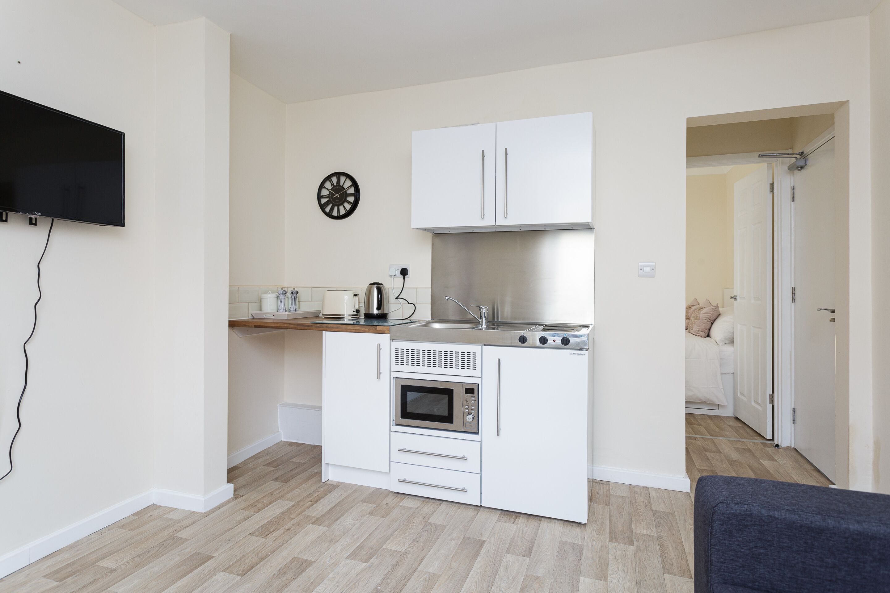 Apartment, Ensuite (Flat 1) | Private kitchen