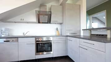 Kühlschrank, Ofen, Herdplatte, Geschirrspüler