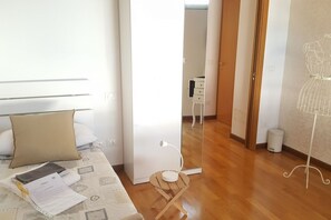 1 habitación, wifi y ropa de cama 