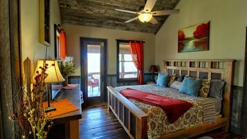 1 slaapkamer, een strijkplank/strijkijzer, gratis wifi, beddengoed