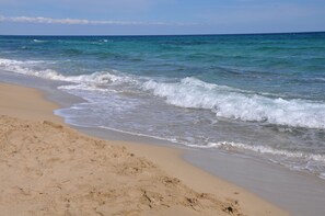 Chaise longue, serviettes de plage