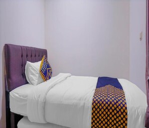 Room - Wisma Madinah Syariah by Zuzu (Jakarta)