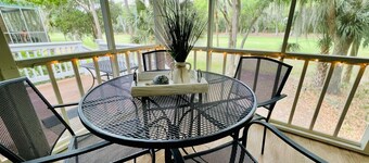 Quaint Seabrook Island Beach Cottage Near Charleston