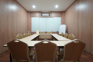 Meeting facility - Alam Hotel by Cordela (Medan)