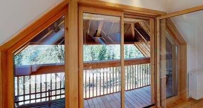 Charmante GĂ€stewohnung in altem Bauernhaus in alpiner Alleinlage