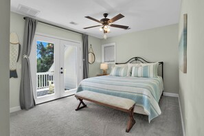4 bedrooms, iron/ironing board, Internet, bed sheets