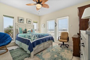 4 bedrooms, iron/ironing board, Internet, bed sheets