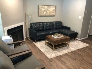 Smart TV - Eden Getaway (Eden)