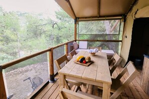 Premium Tent | Terrace/patio - Domaine de la Vallée Heureuse (Orgon)