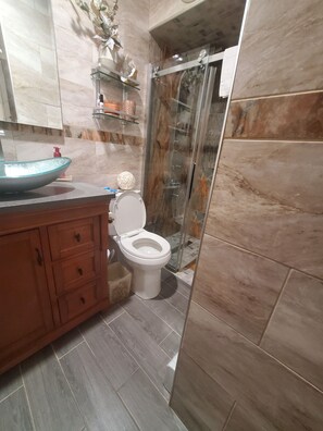 Dusche, Toilettenpapier