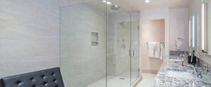 Condo, 3 quartos | Banheiro