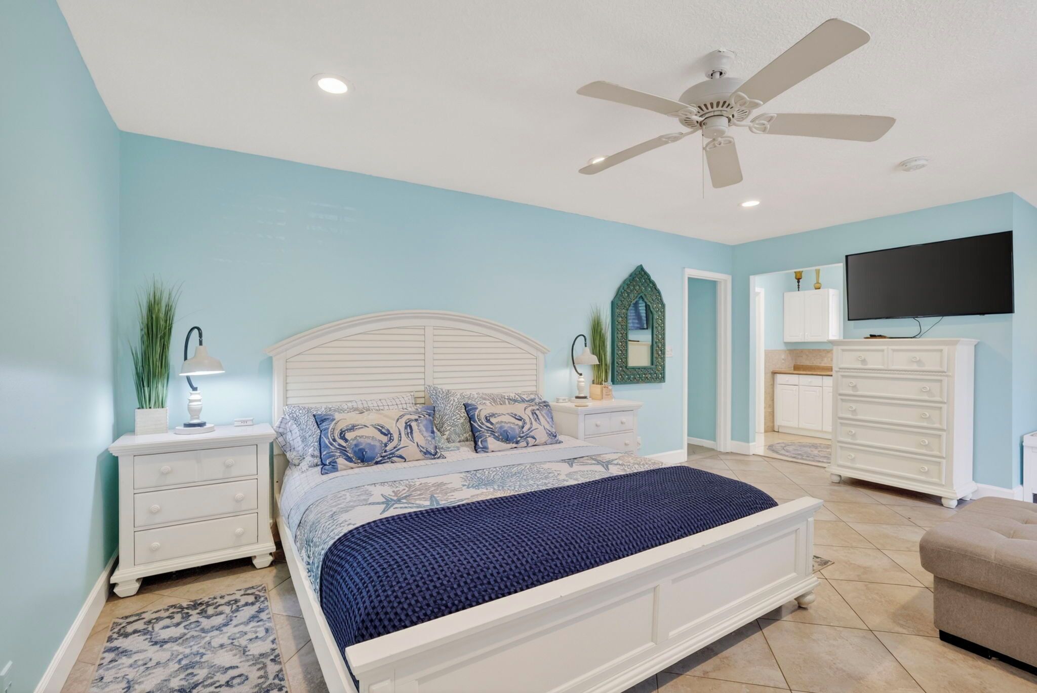 3 bedrooms, iron/ironing board, travel cot, WiFi