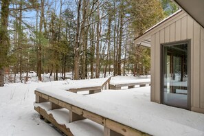 Terrace/patio - Harbor Cove 108 SKI! Beach! Tunnel of Trees! (Harbor Springs)
