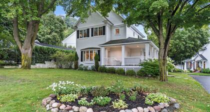 Gorgeous DOWNTOWN Home - Very comfortable, nicely furnished, with garage