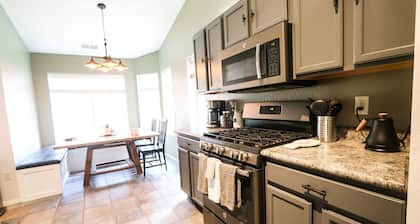 New Listing! Prime Location, Southwestern Modern!