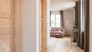 1 Schlafzimmer, Zimmersafe, Bügeleisen/Bügelbrett, kostenloses WLAN