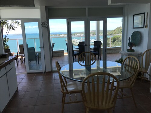 Ocean View Apt 3- Punta Bateria