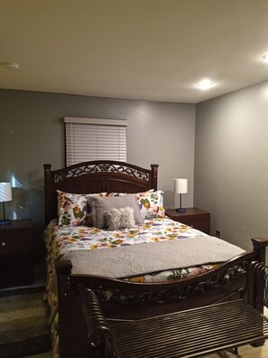 1 dormitorio, tabla de planchar con plancha, wifi gratis y despertador