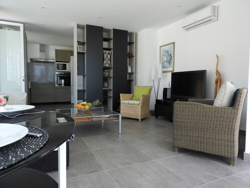 Attraktive Villa in Caleta de Vélez mit privatem Pool