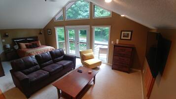 Smart TV, lettore DVD, impianto stereo