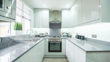 Luxe huis, privébadkamer (Up to 6 Guests) | Gemeenschappelijke keuken