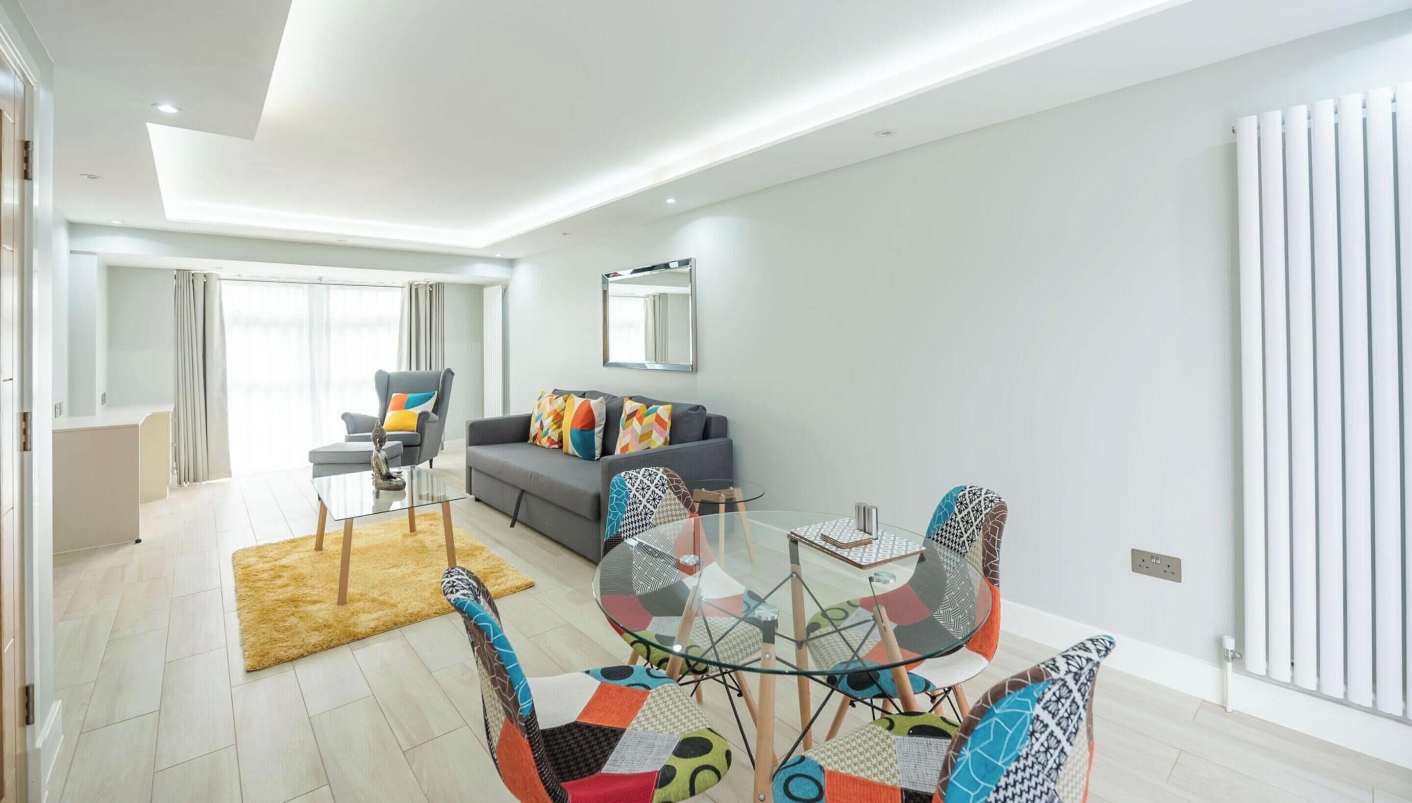 Luxury House, Private Bathroom (Up to 6 Guests) | Lounge