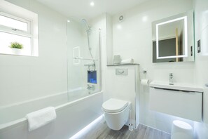 Luxe huis, privébadkamer (Up to 6 Guests) | Badkamer
