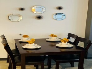 Dining - NEW Place near Eado/Downtown attractions! (Houston)