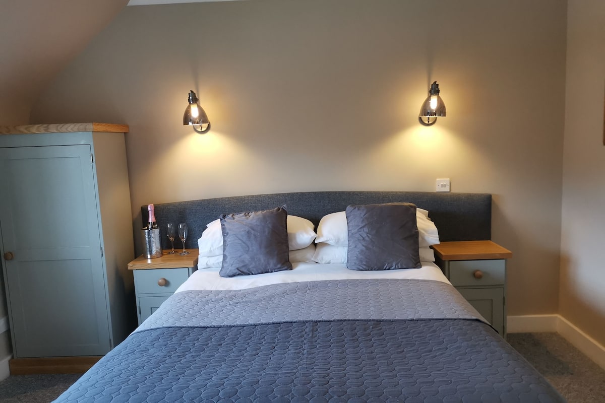 standard double room, accessible, ensuite | 1 bedroom, free wifi