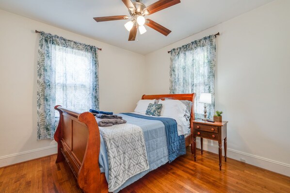 2 عدّة غرف نوم ومكتب ومكواة/لوح كي وواي فاي مجانًا