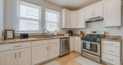 Olde Hampton, right in the center of Hampton Roads 1