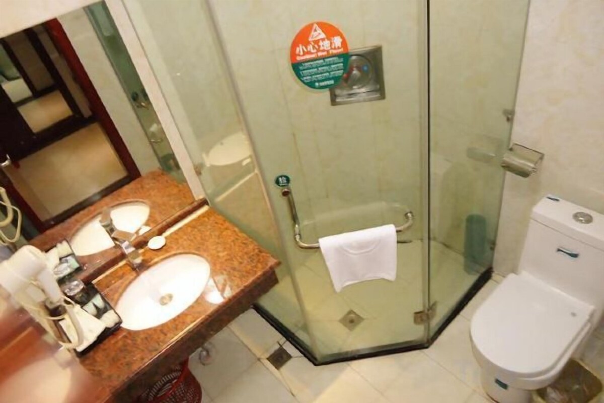 Phòng tắm