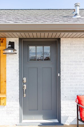 Exterior detail - Spacious Relaxing Nashville Home (Nashville)